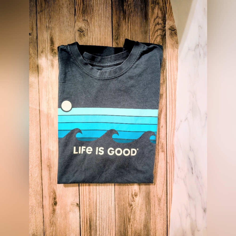 Life Is Good Navy Blue Wave Tee
